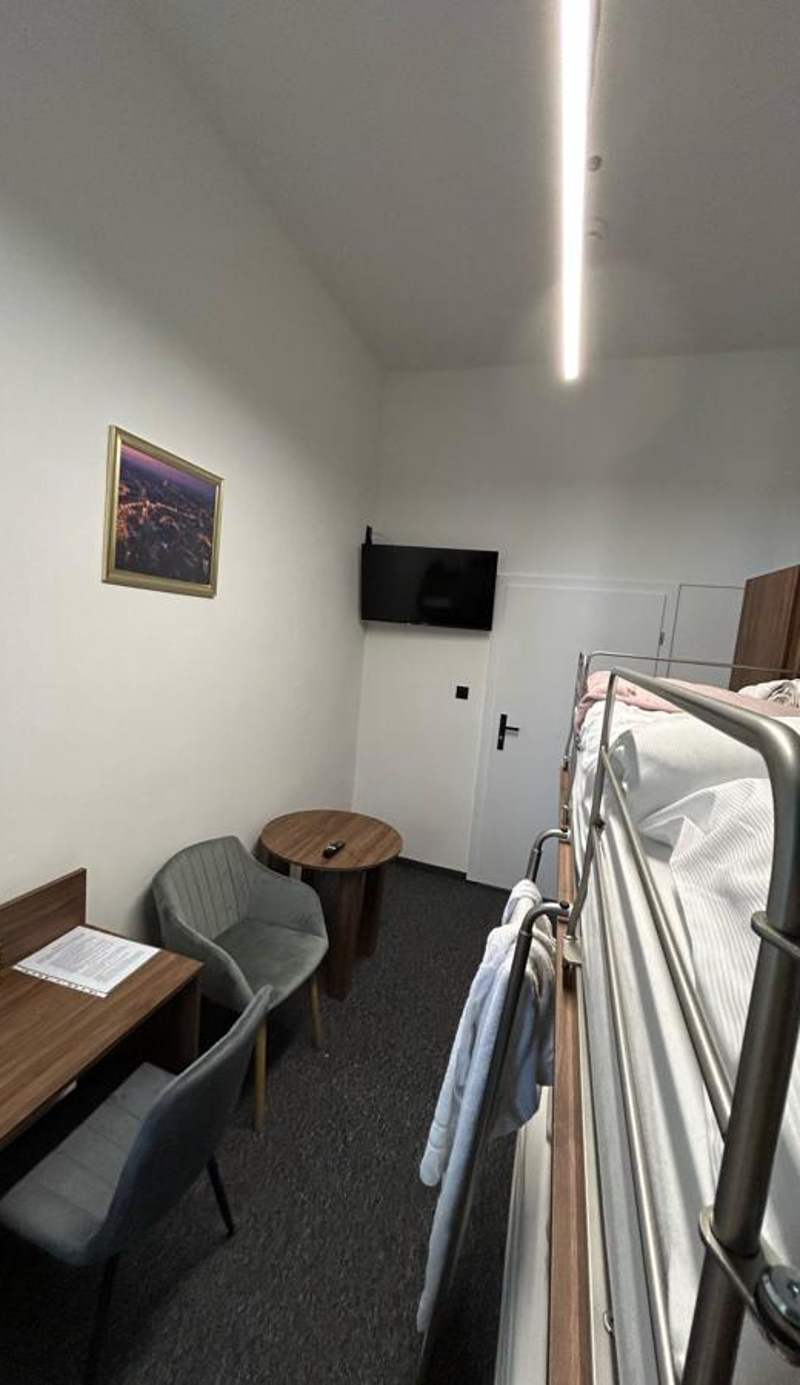 ZDZ Hostel Królewska 15