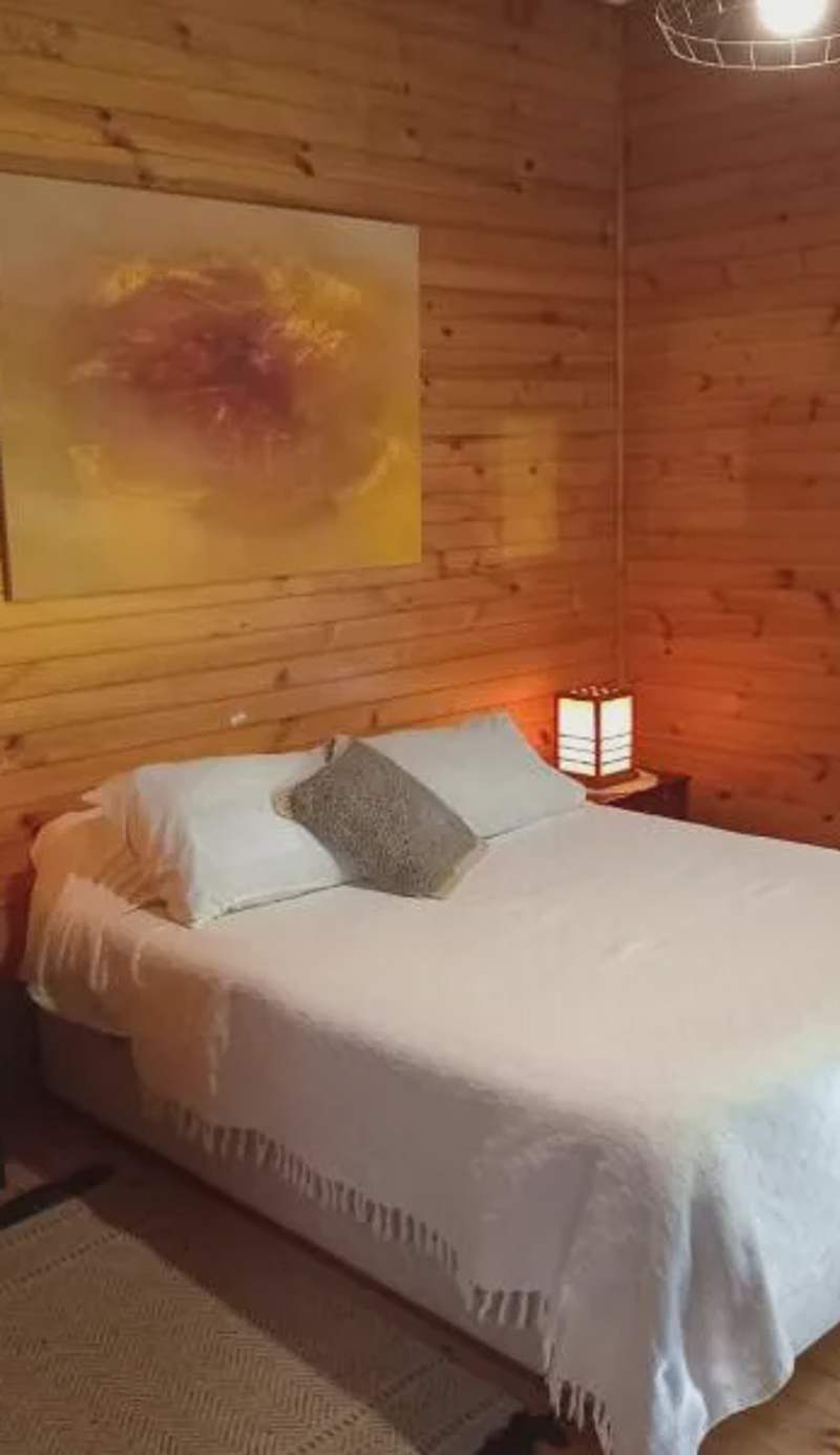 Raki Bed and Breakfast Hostel