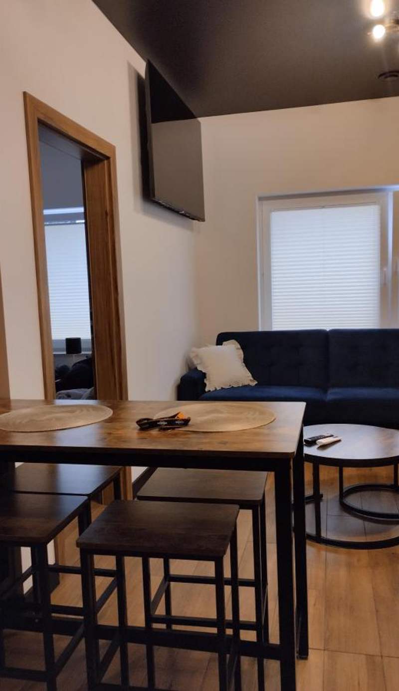 TRIO HoSteL