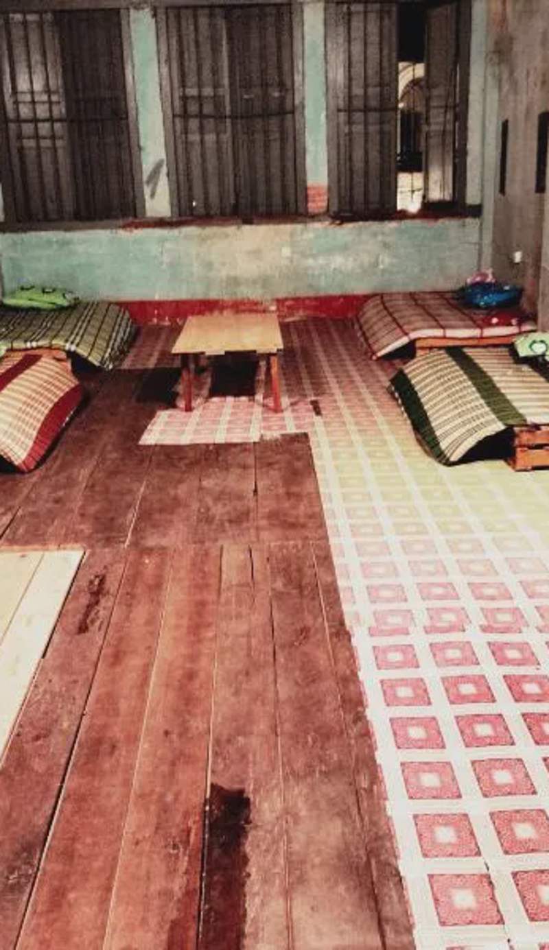 Idiosyncrasy Bar and Hostel