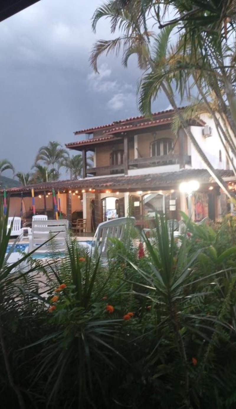 MarLua Quartos & Suítes