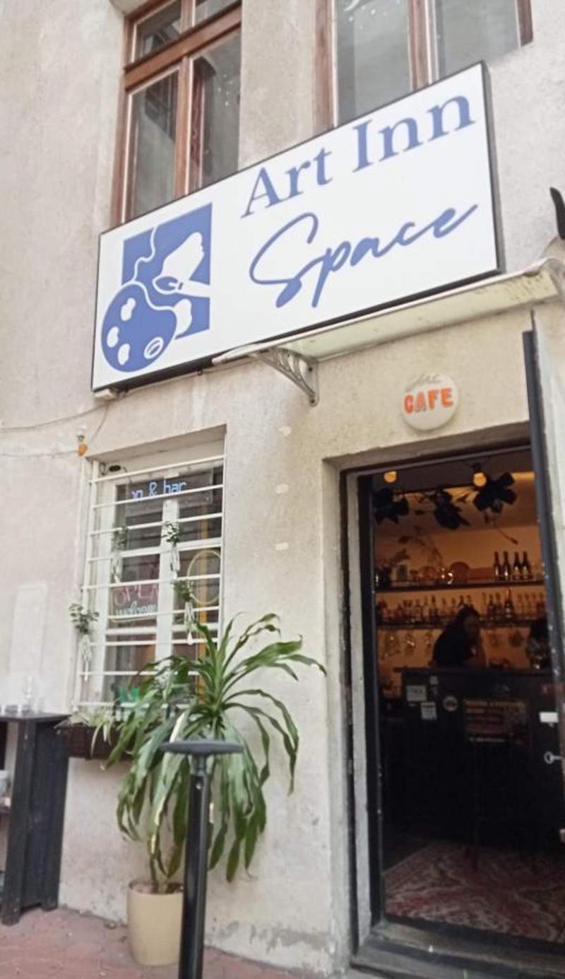 Art Inn Space