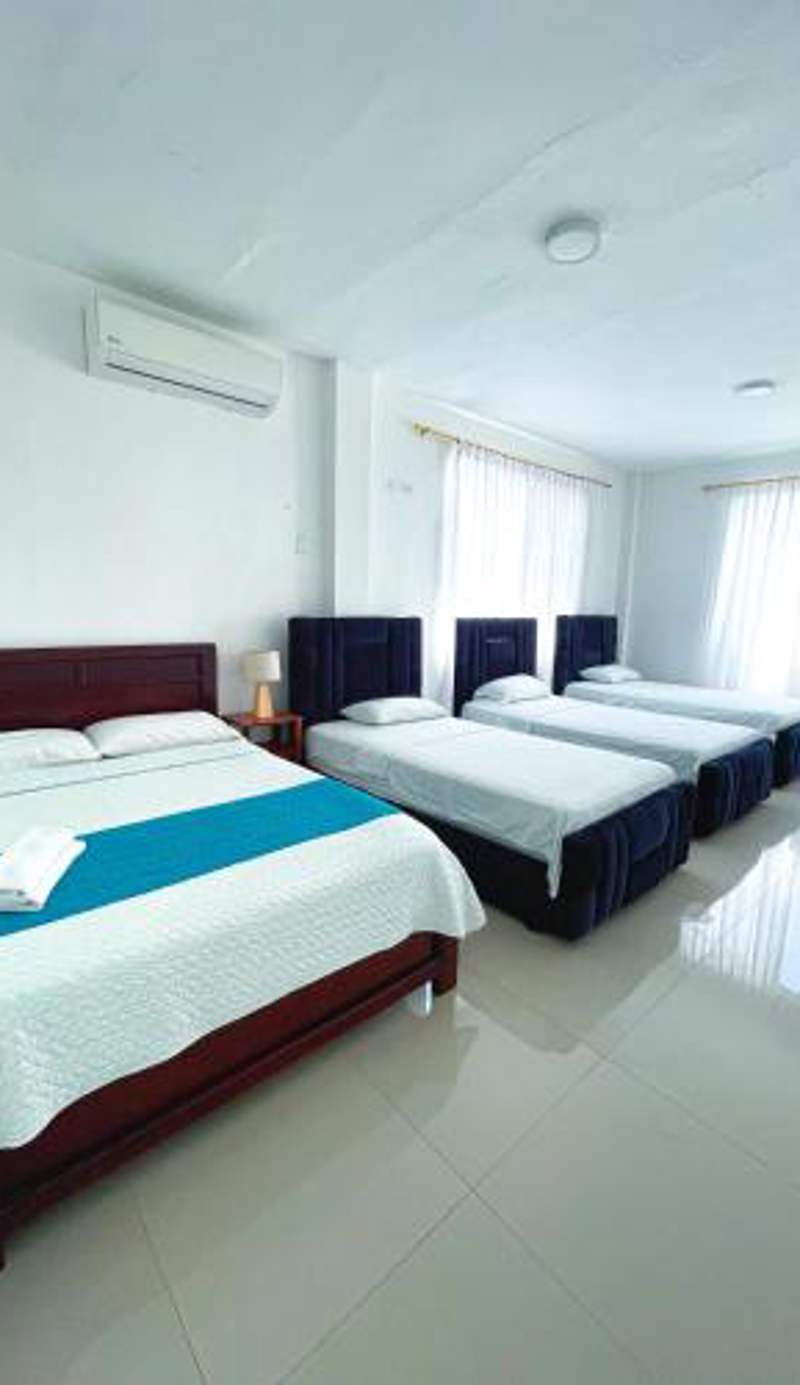 HOSTAL PIAZZOLLA