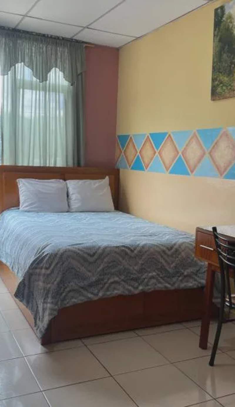 Hostal Abu Dhabi