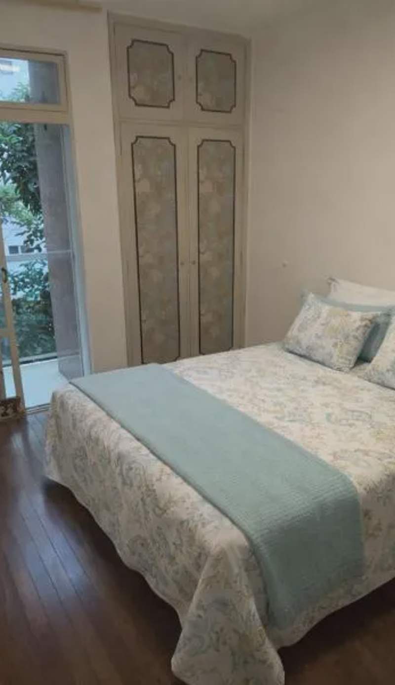 Quarto em apartamento residencial