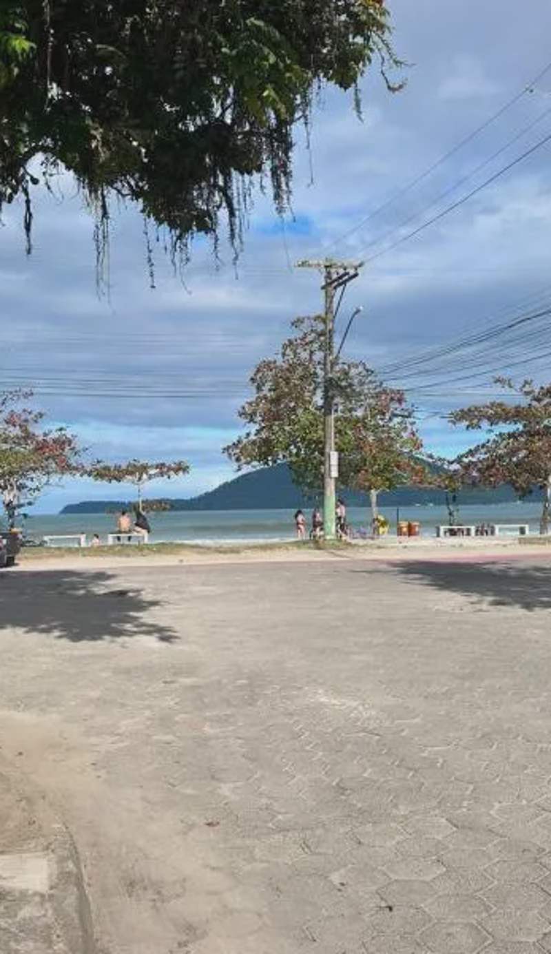 Soul Surf Hostel - 120 metros da praia!