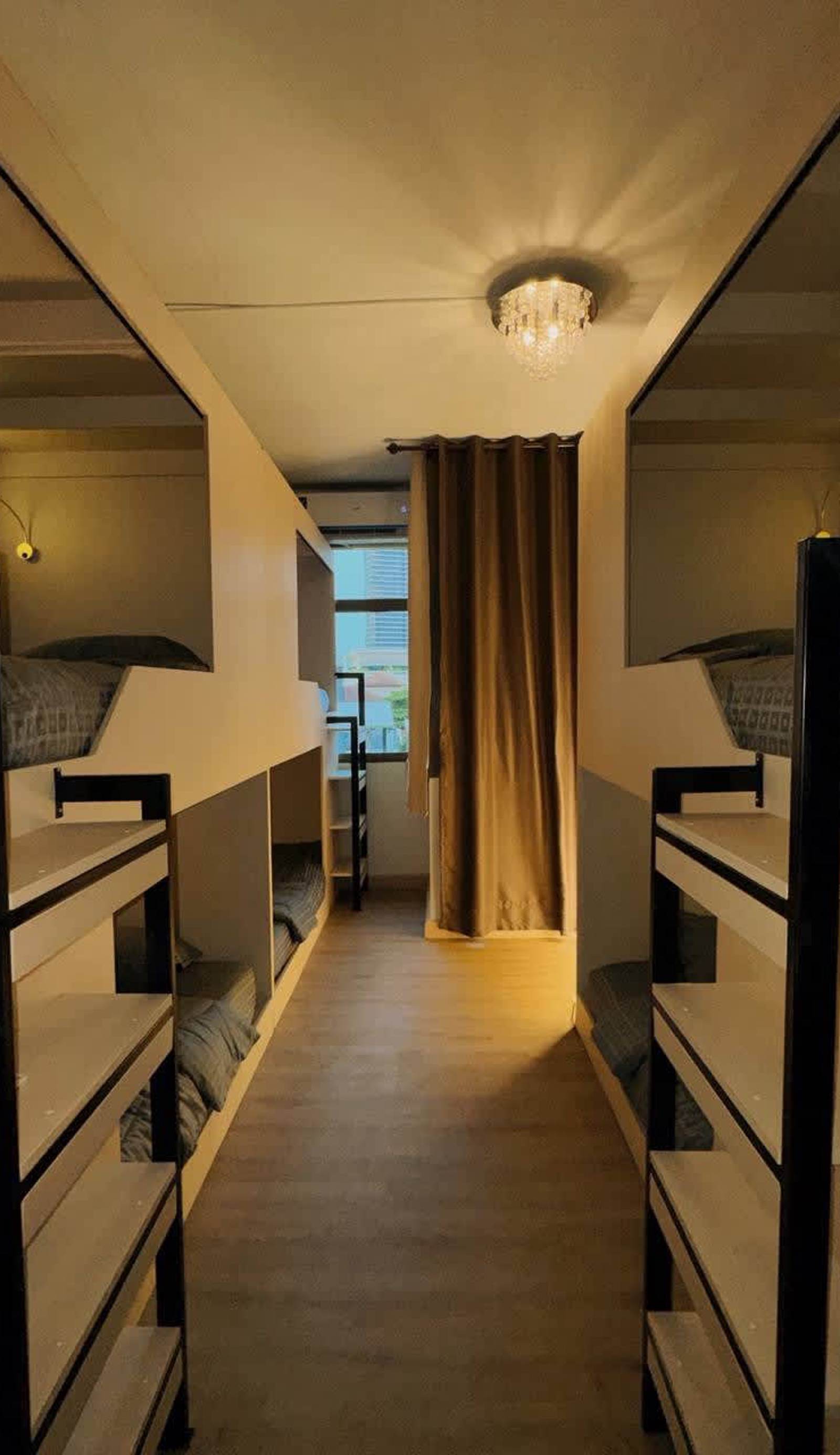 Holy Hostel Sathorn