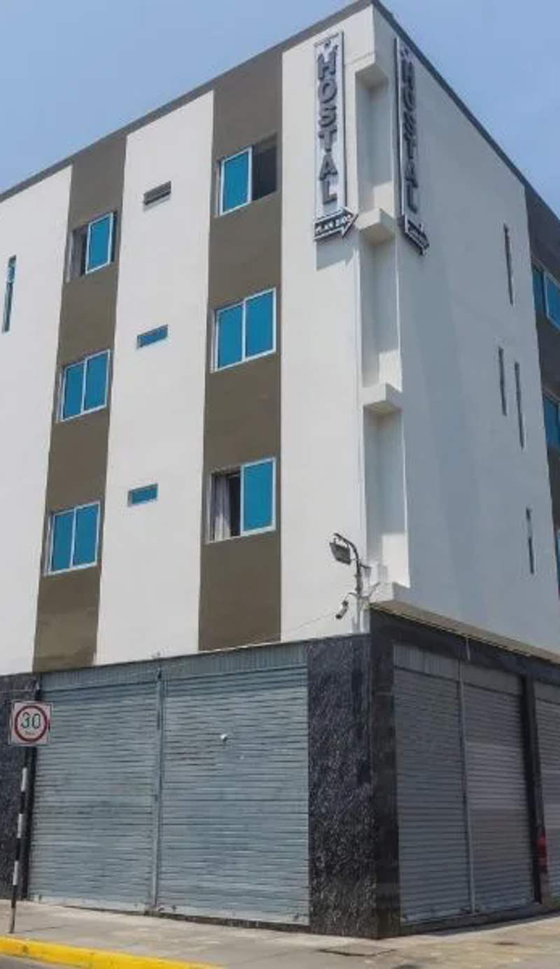 Hostal Plaza Grau