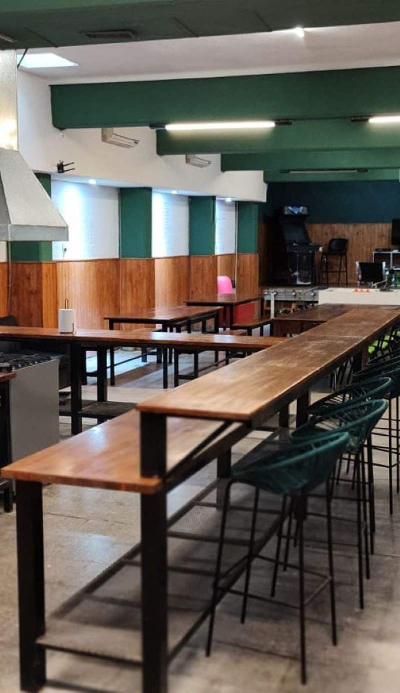 Clover Hostel