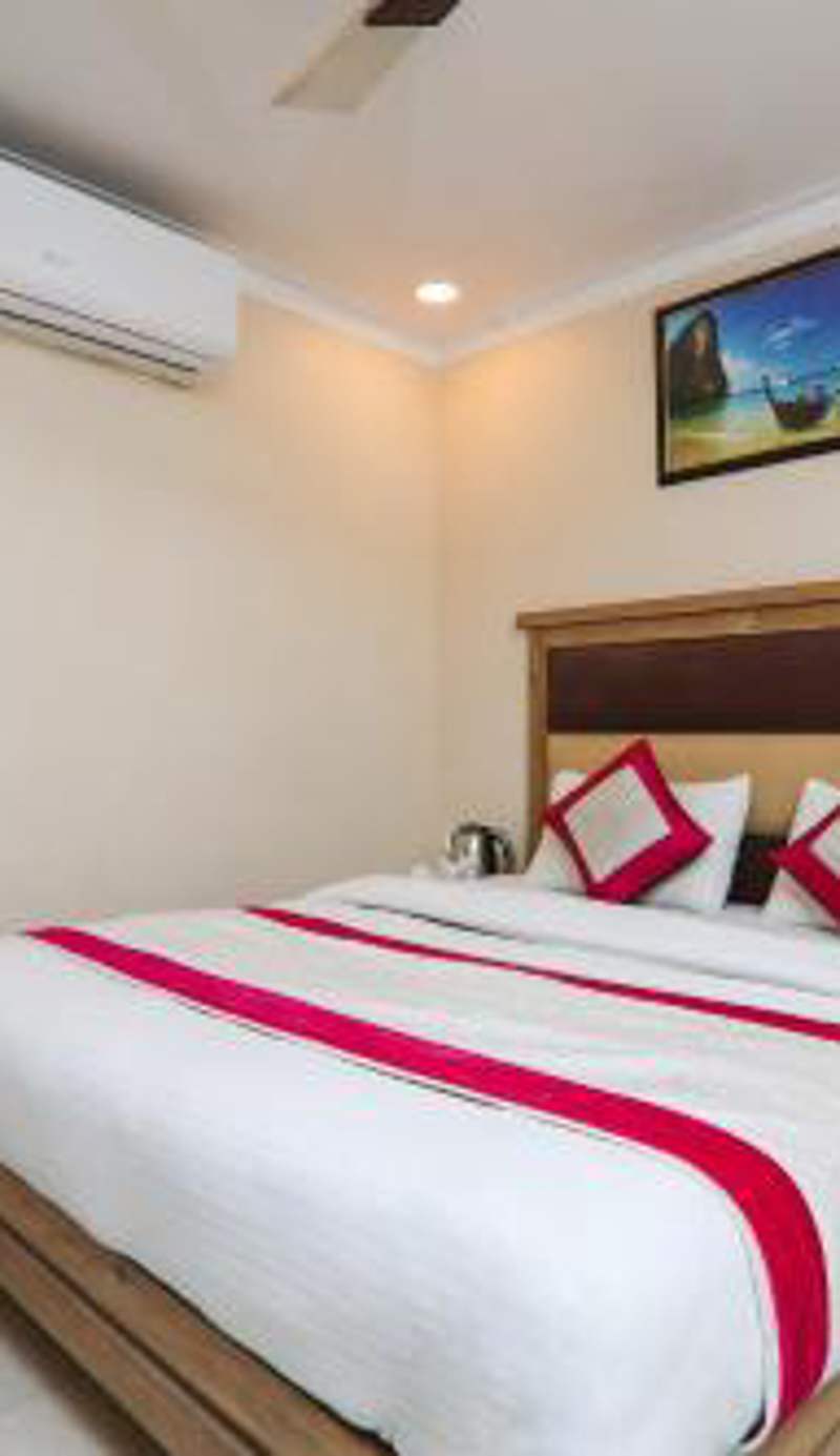 Hotel Amar International