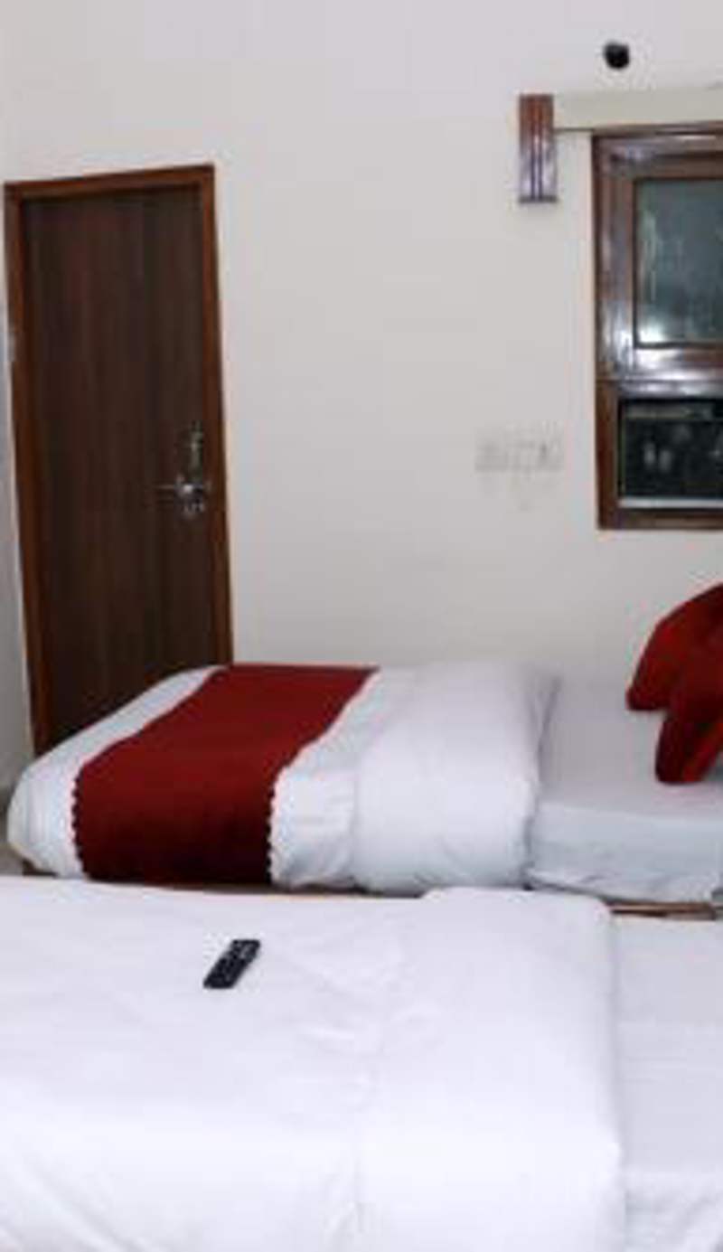 Hotel Gush At New Delhi Railway Station