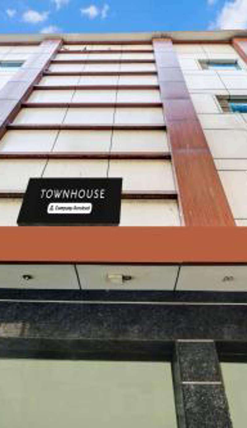 Townhouse Arakashan Road Paharganj Formerly Mohan international