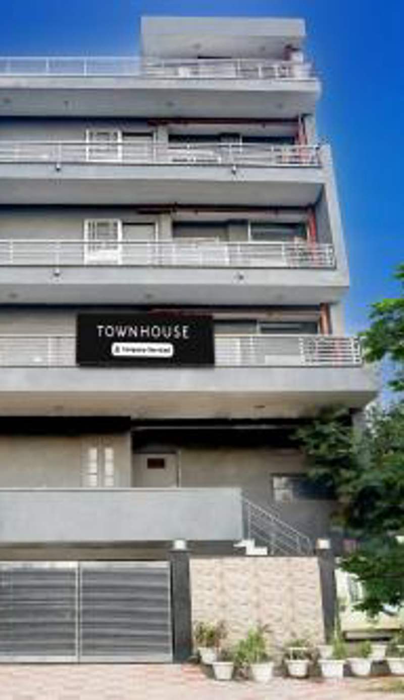 Townhouse Rohini Sector 24