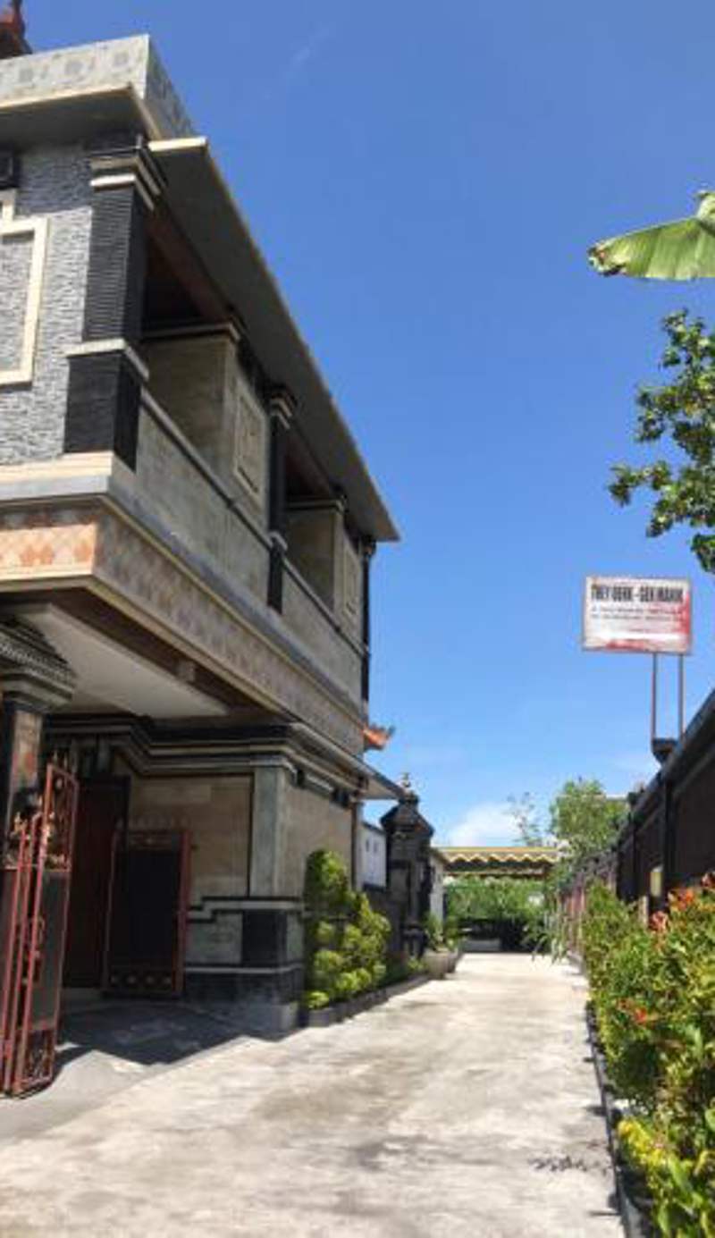 THEY OENK - GEK MANIK HOMESTAY