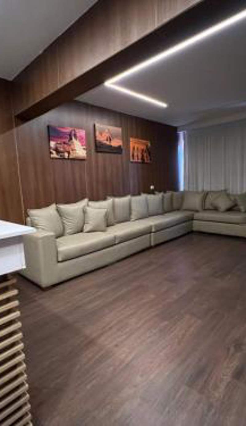 City Hotel