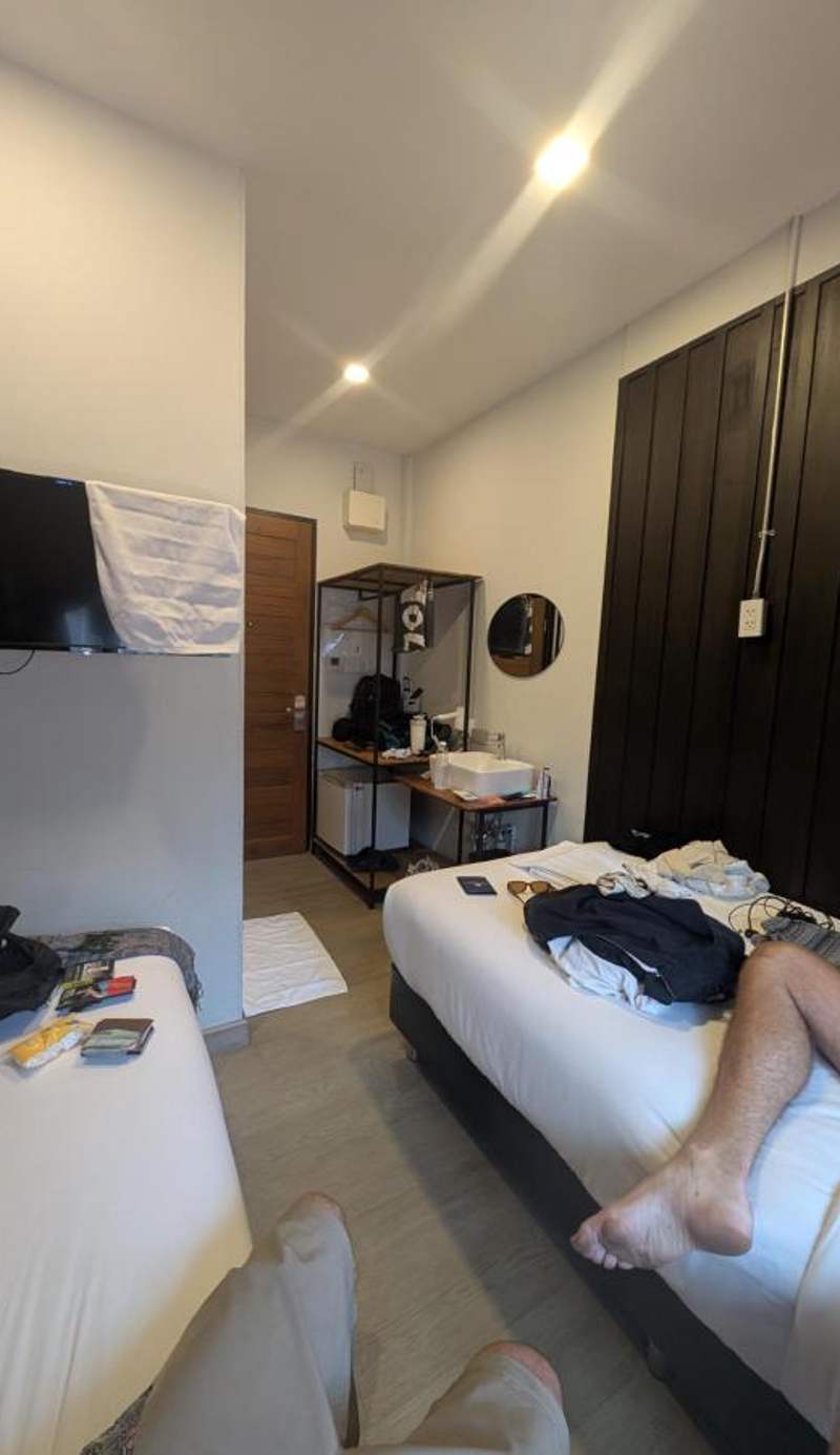 Giant Hostel