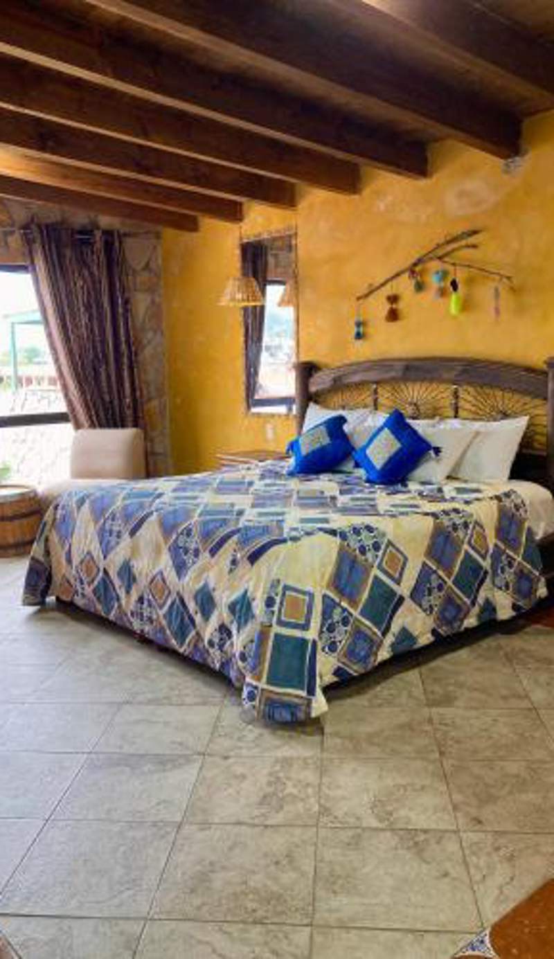 Hotel & Cava La Parroquia