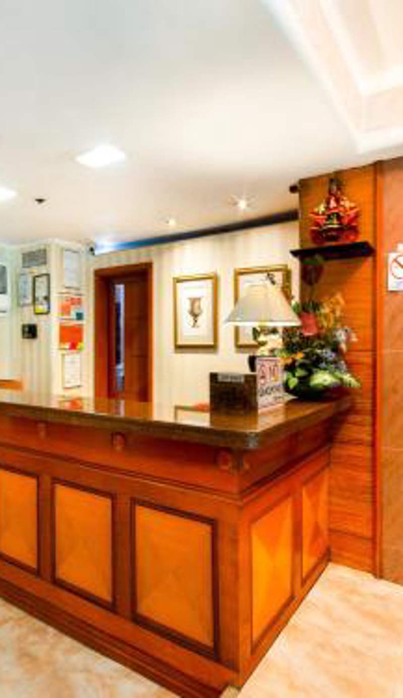 Palladium Suites Hotel