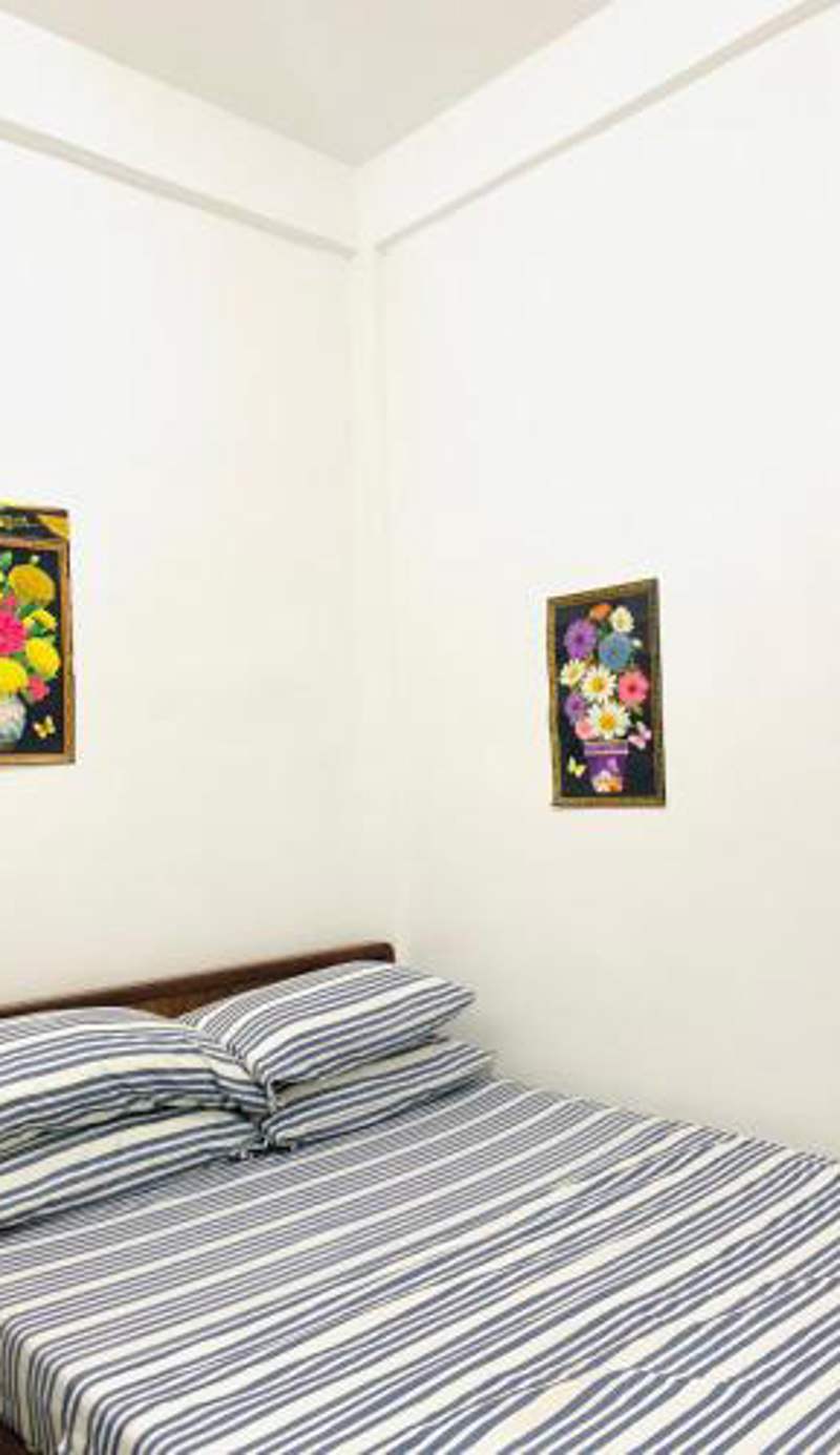 Queen's Room Rental 2