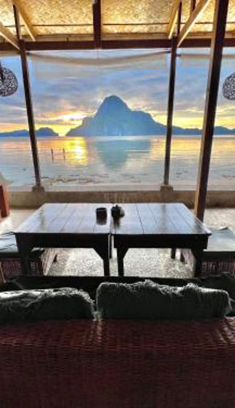 Golden Monkey Beach Hotel