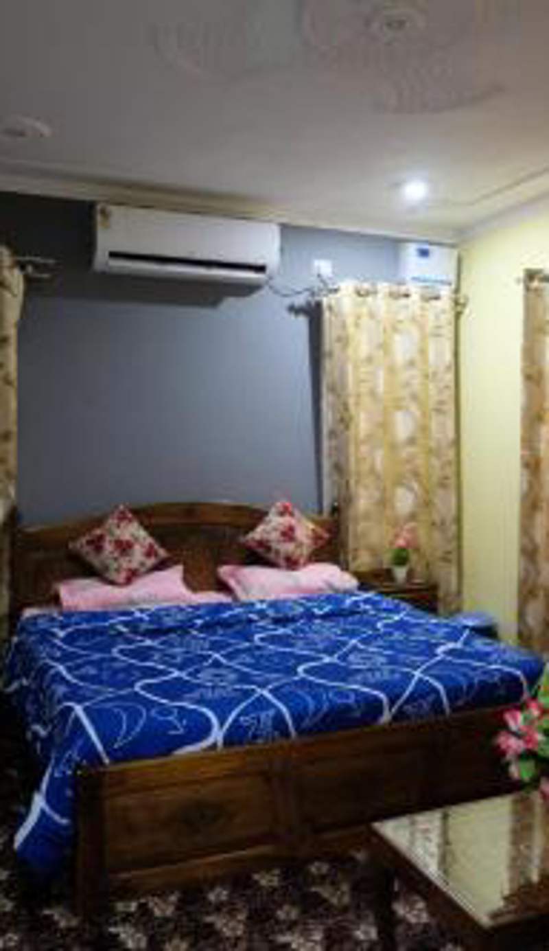 Tom and Jerry homestay Kashmir Srinagar