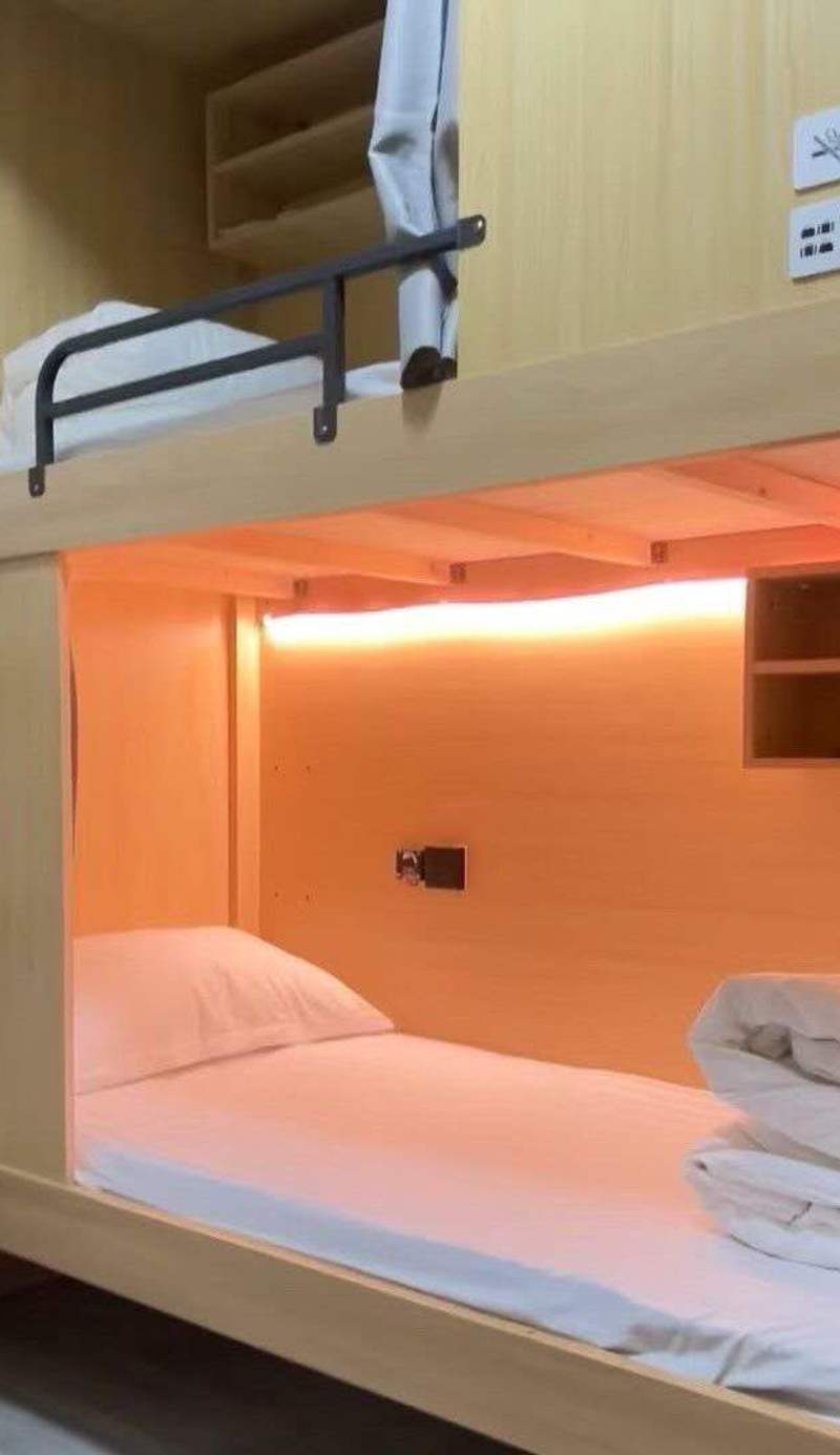 Hola Backpacker Hostel