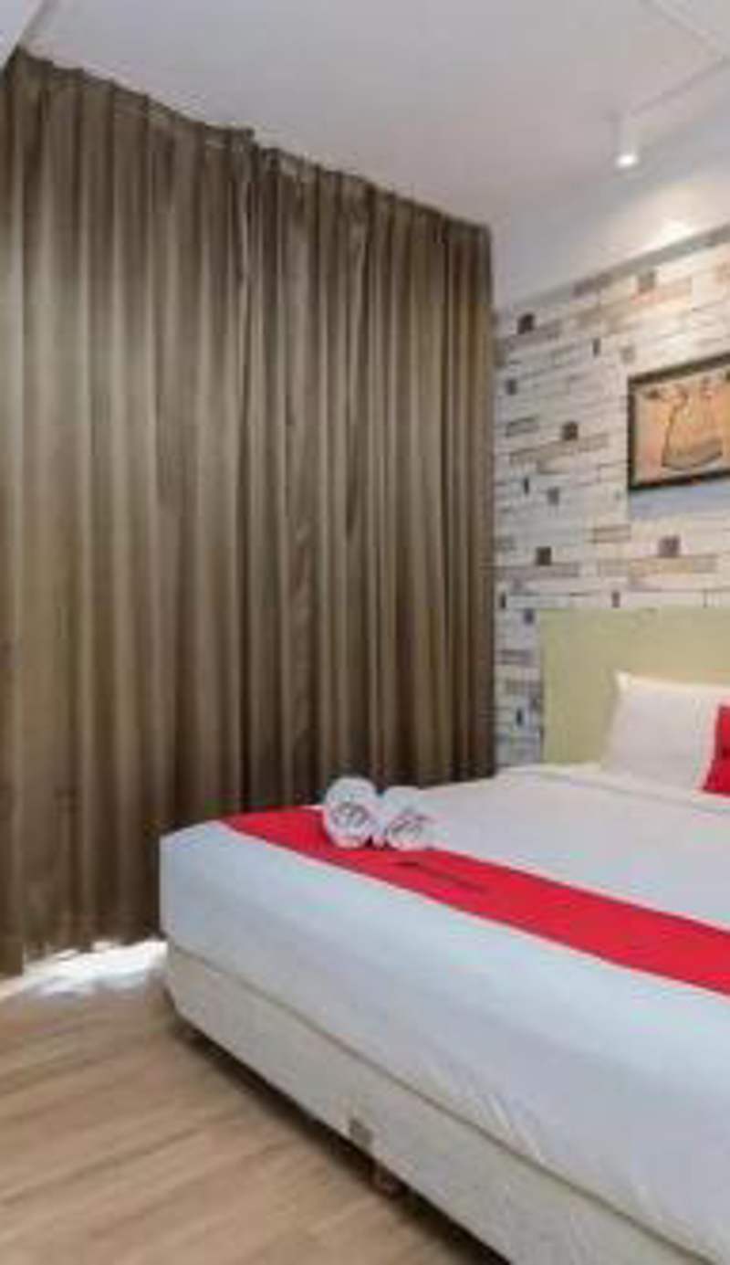 RedDoorz Plus at Riverside Malang