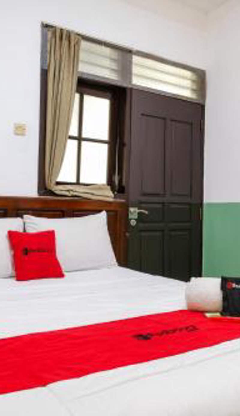 RedDoorz @ Soekarno Hatta 2