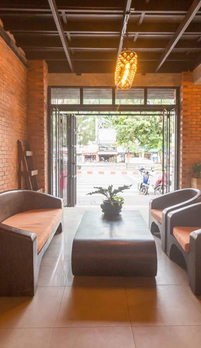 Iris Hostel