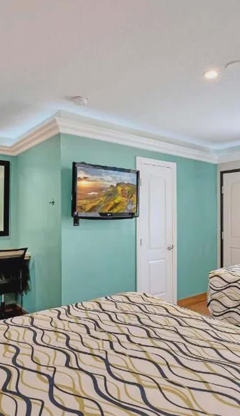 Mid City Inn