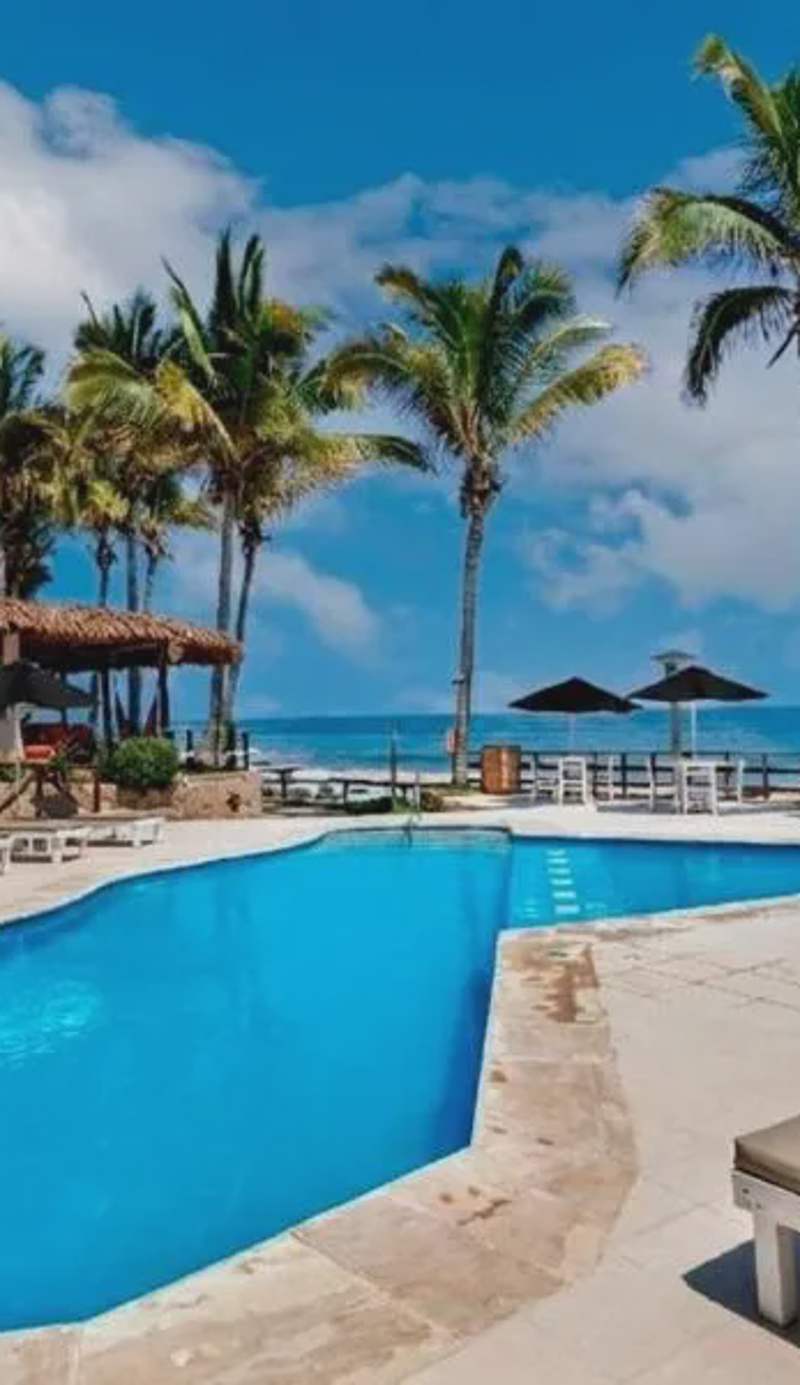 Casa de Playa Bungalows & Restaurant