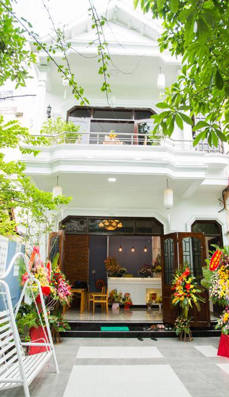 Shark Hostel