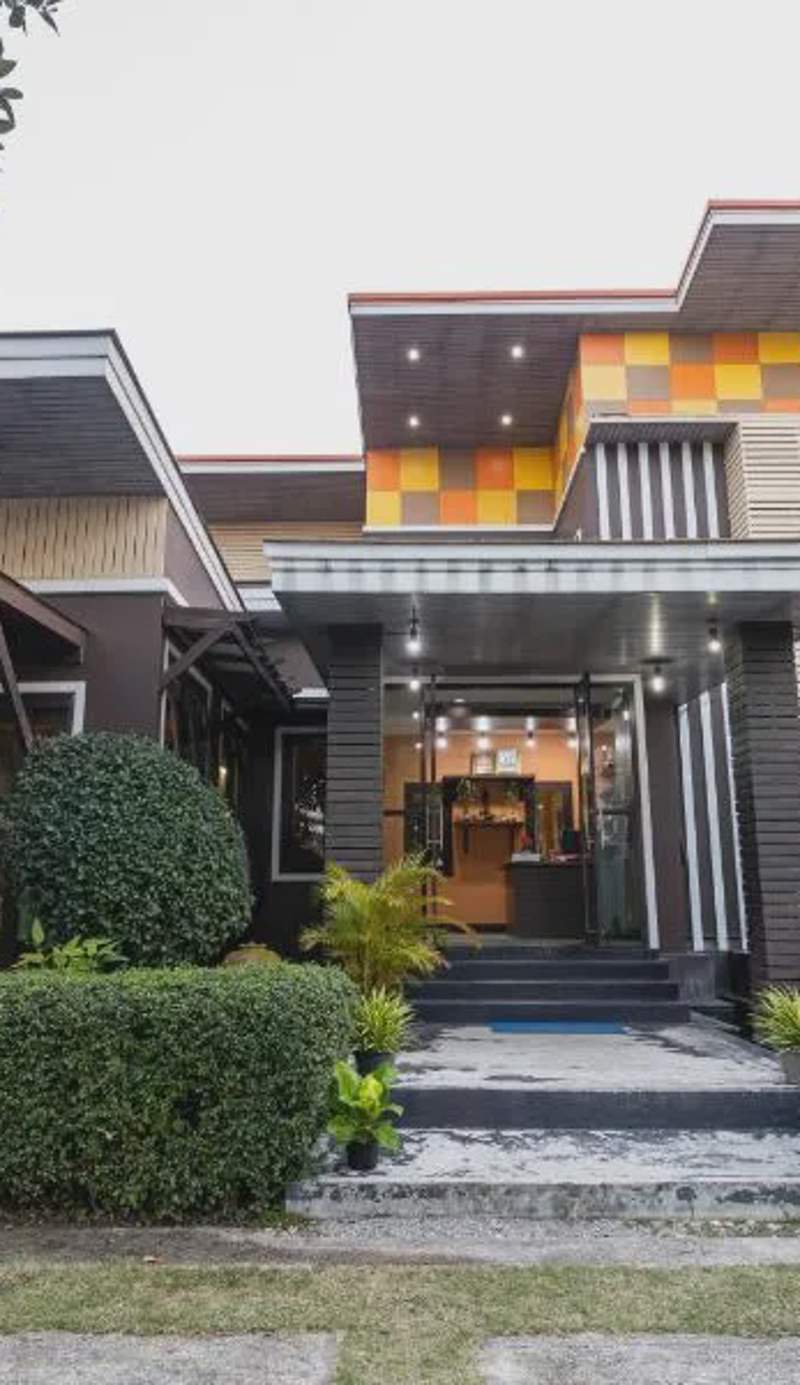JJ hut hotel