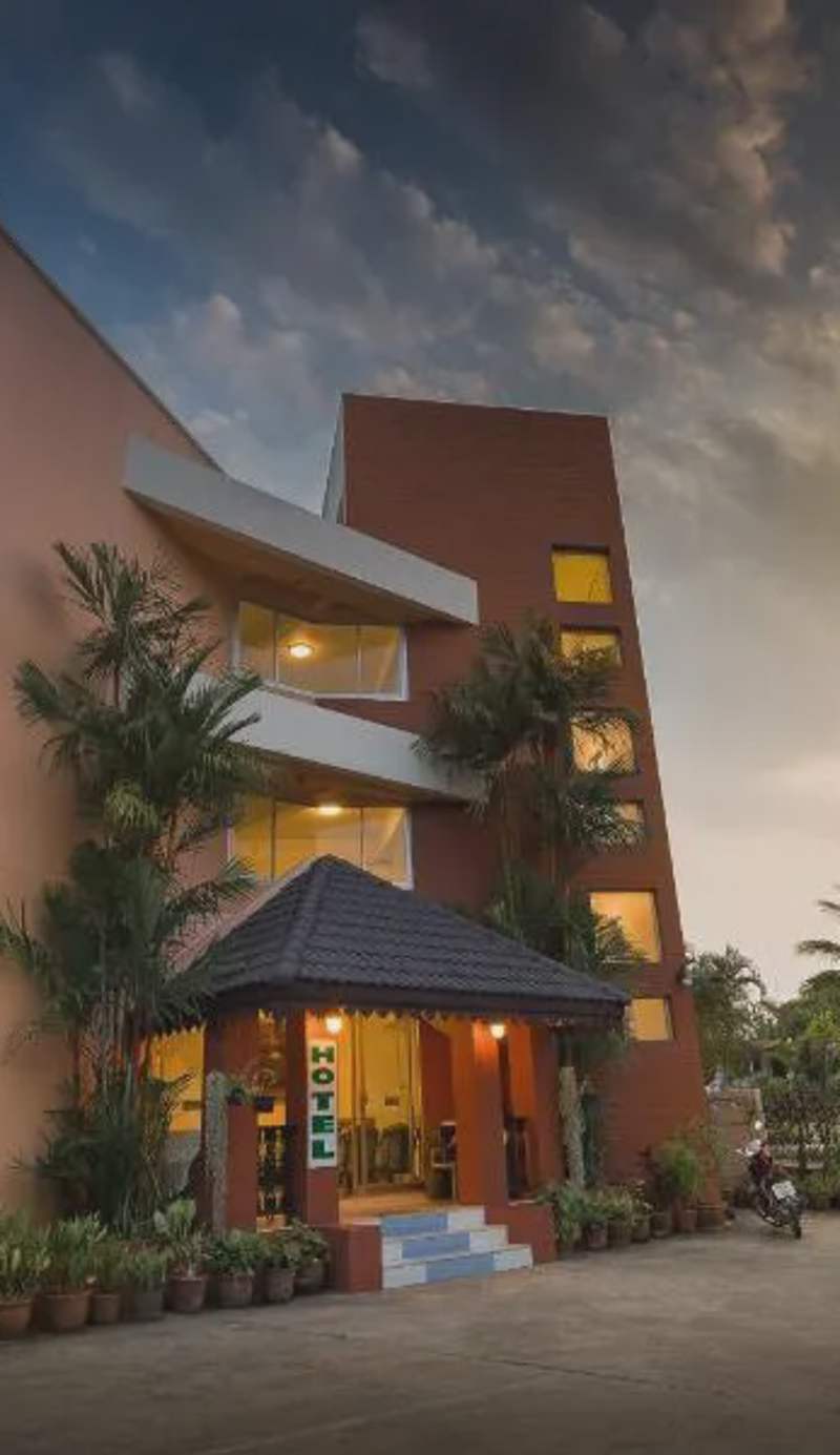 Baansilp Hotel