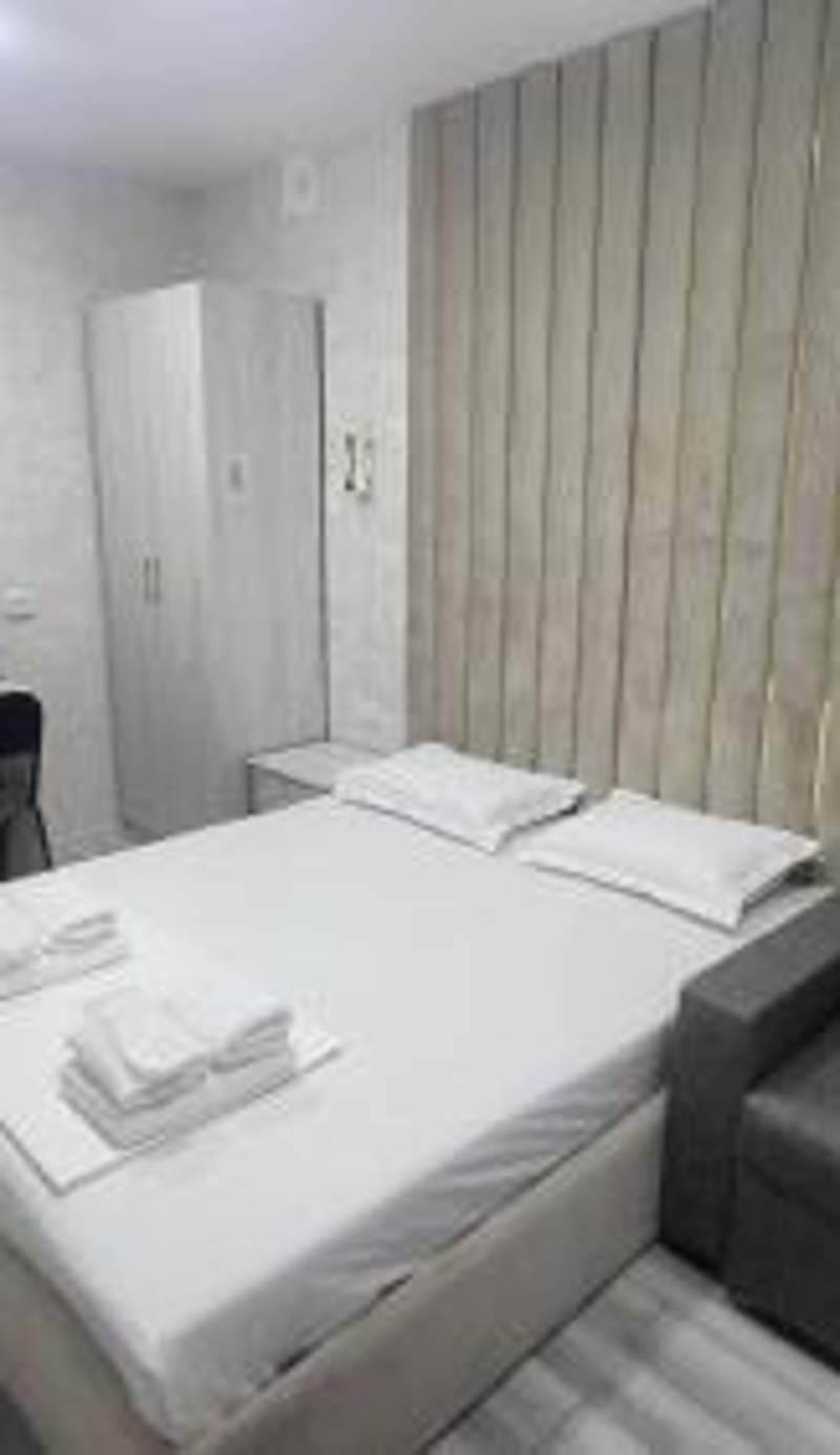 Shahriston Guest House