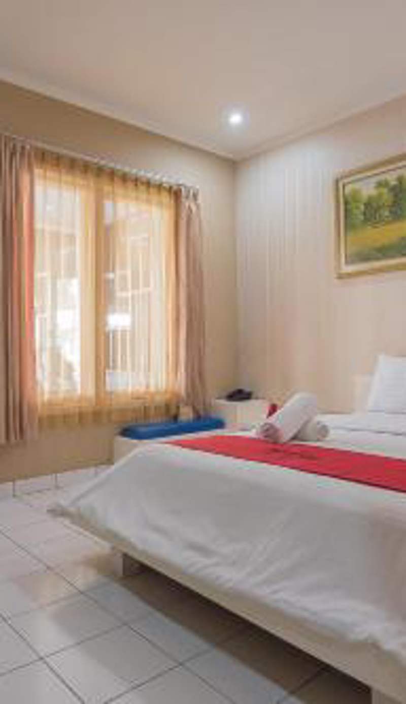 RedDoorz at Amellia Pasteur Bandung