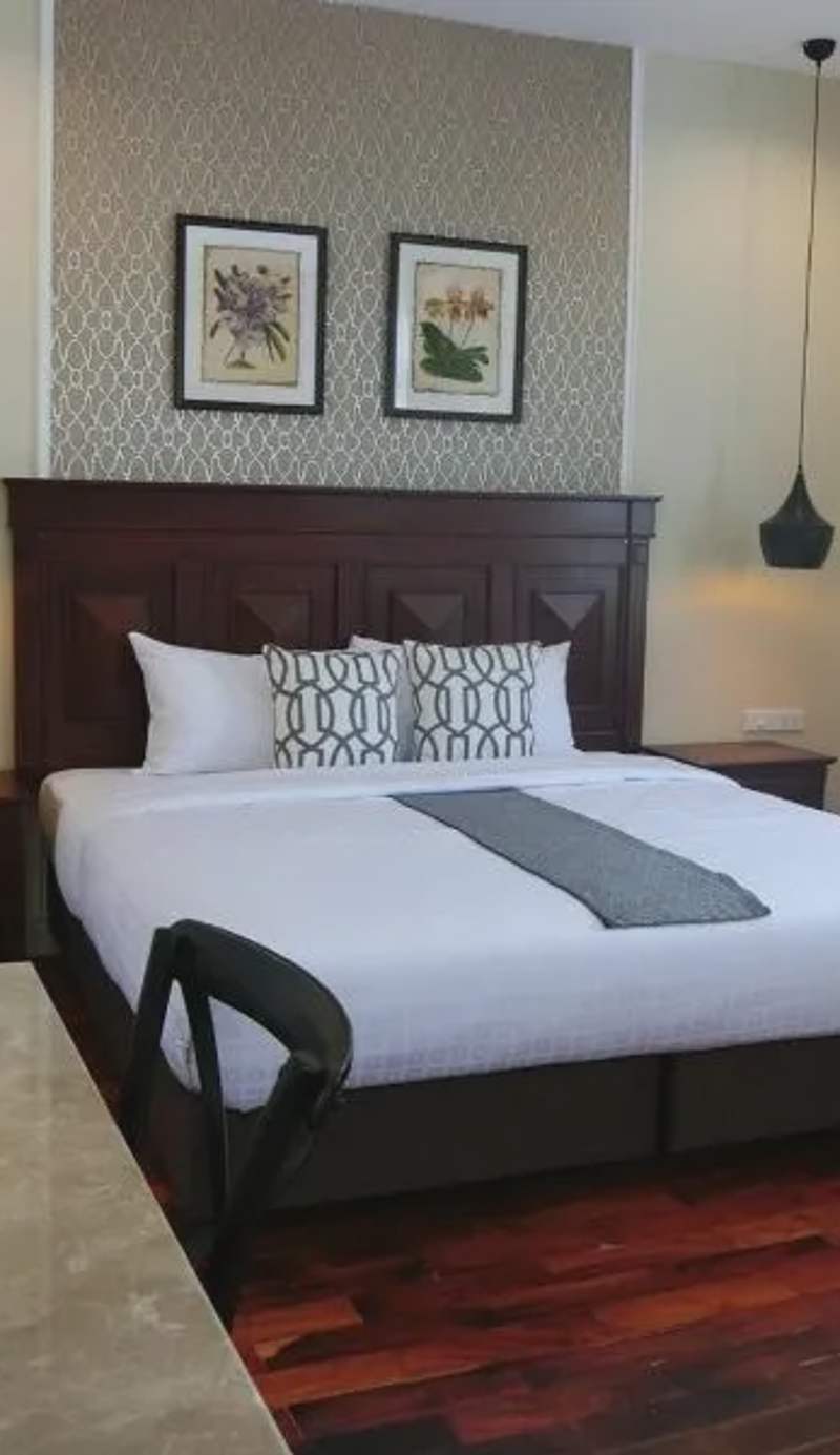Bloom Boutique Hotel & Cafe