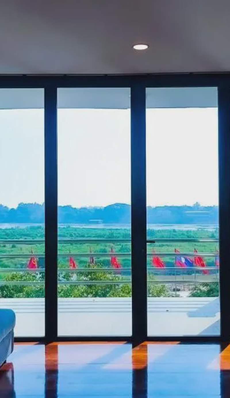 The Riva Vientiane Hotel