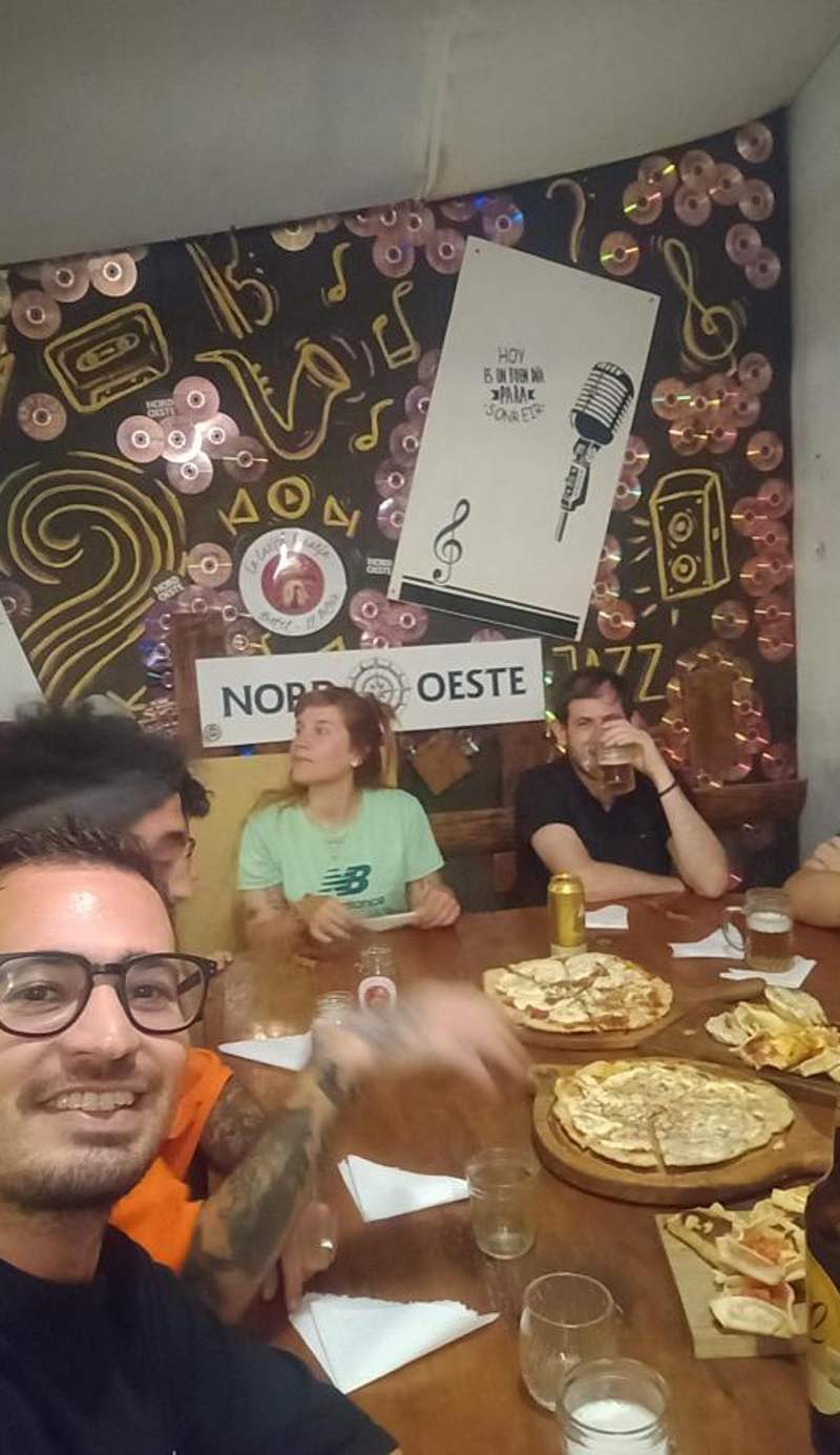 Hostel "La Casita Naranja"
