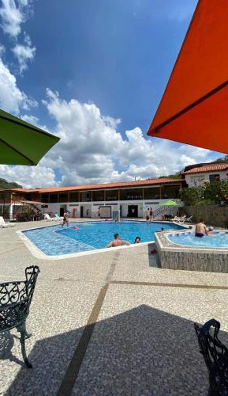 Hotel La Montaña San Gil