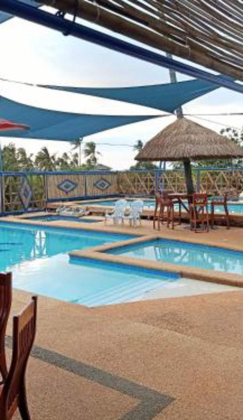 Rainbow Bay Beach & Dive Resort
