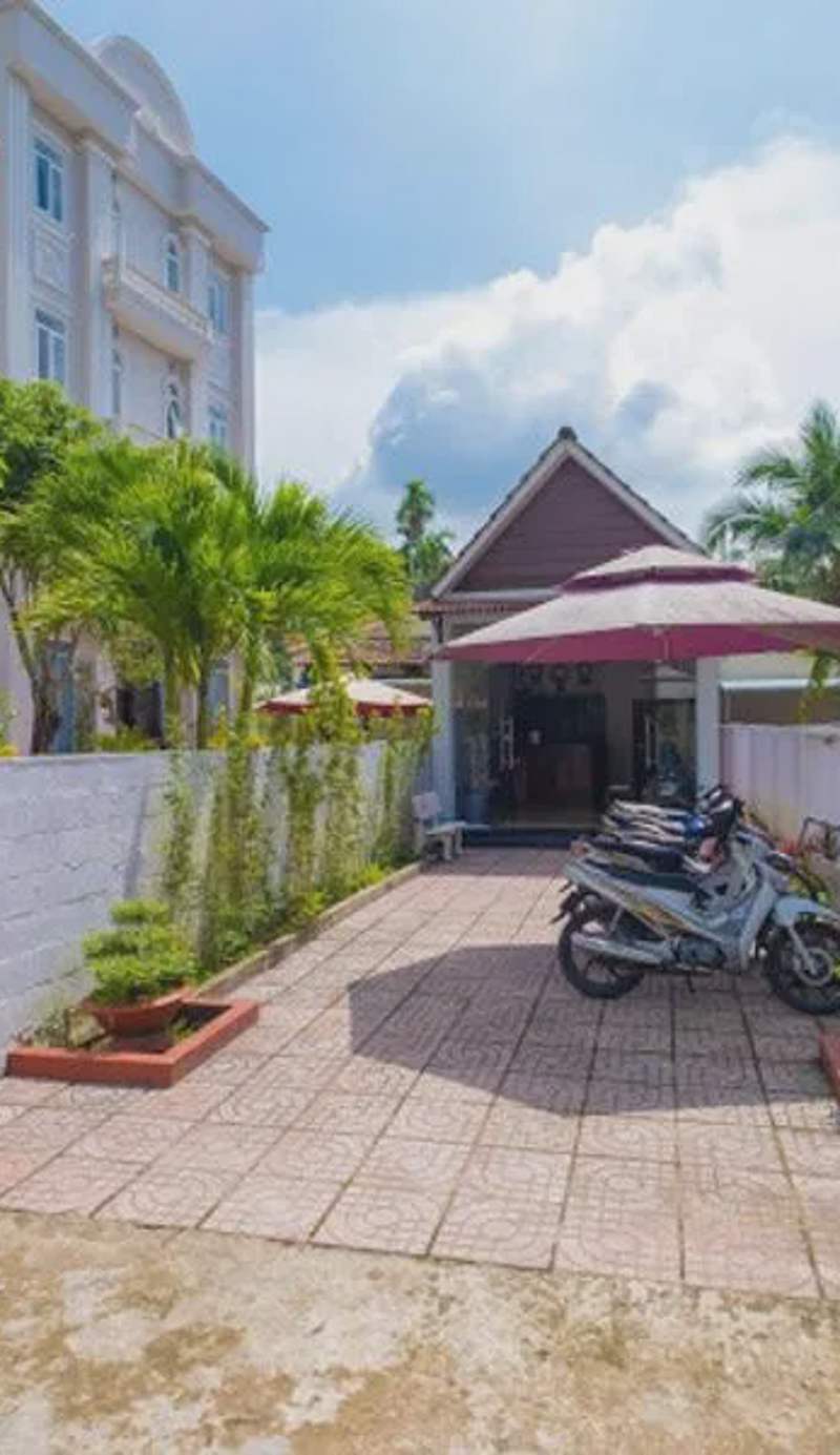 NHÀ NGHỈ HOA PHÁT