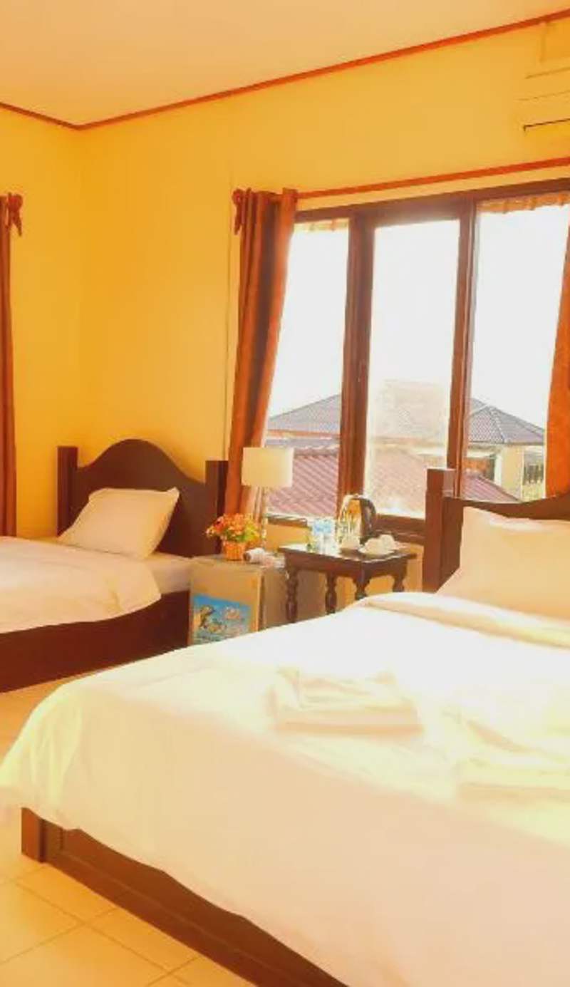Vang Vieng Camellia Hotel