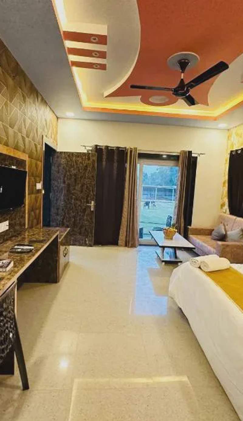 Shree Yog Maya Resort