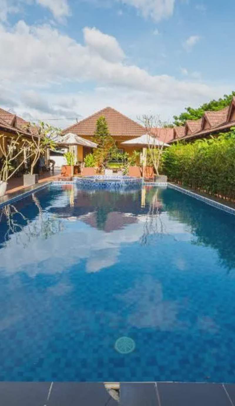 Hello Kampot Resort