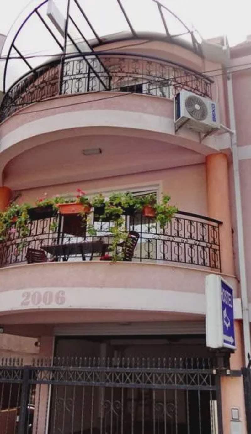 Villa LD