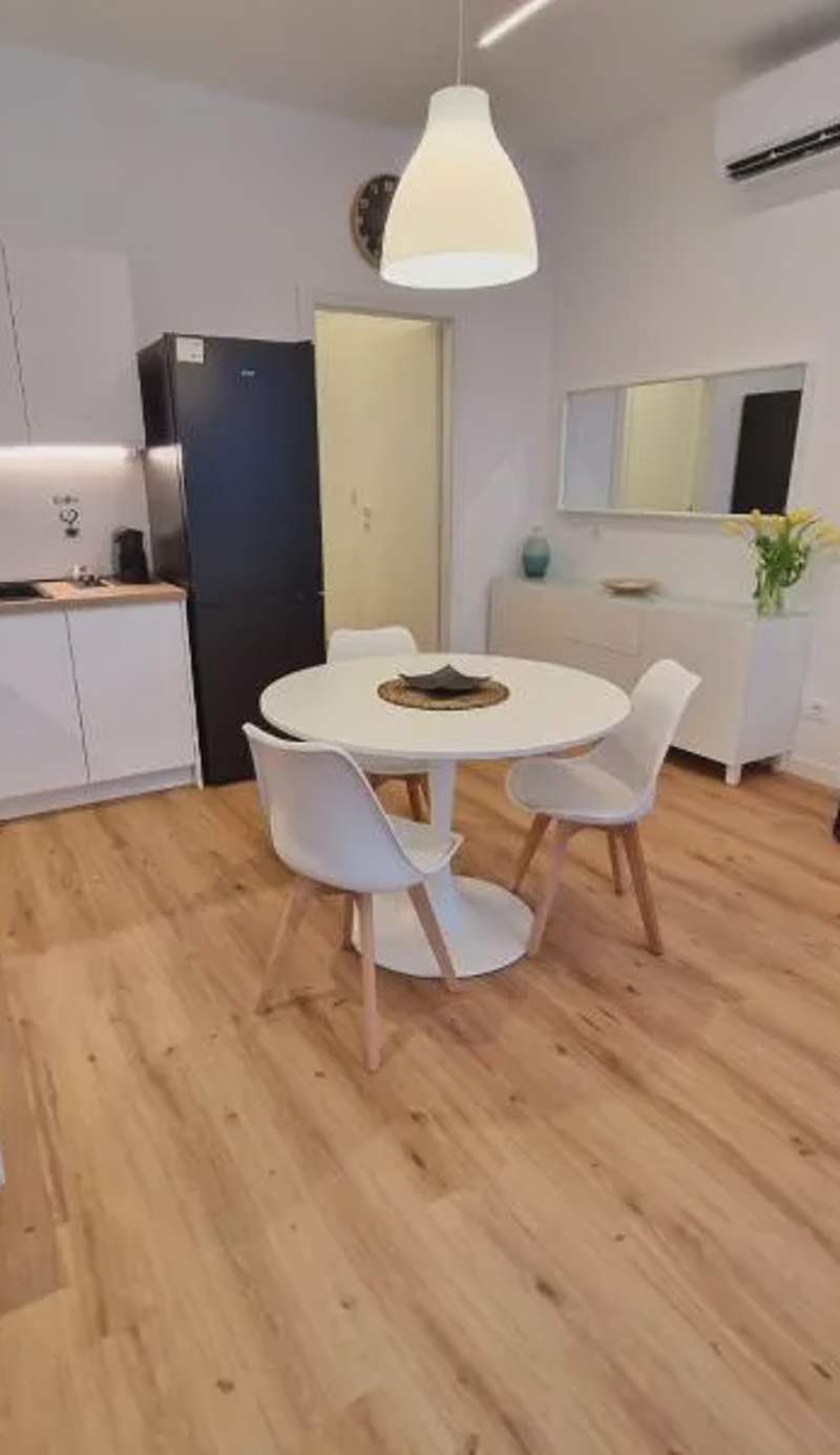 Casa Ross - appartamento Elegante e Confortevole, recentemente Rinnovato