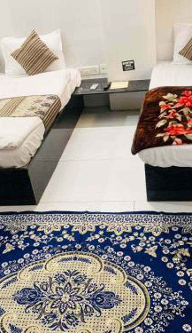 Hotel Churu Palace