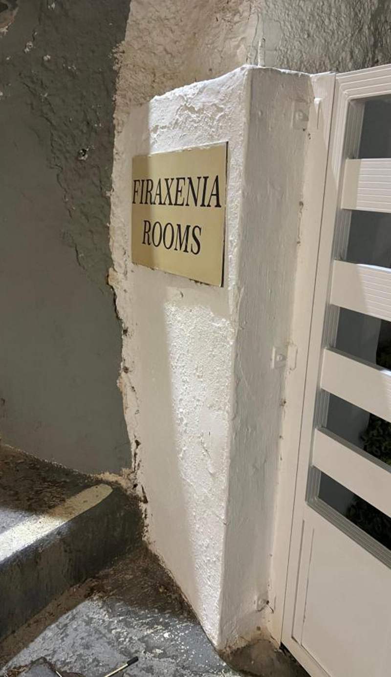 Firaxenia rooms