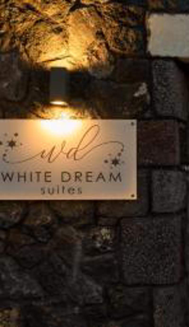 White Dream Suites